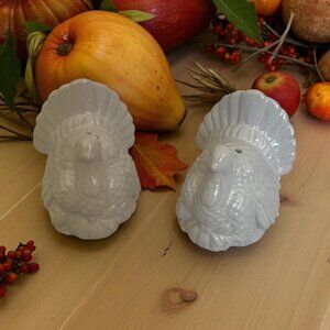 Rustic White Turkey Salt & Pepper Shakers – Farmhouse Fall & Thanksgiving Table